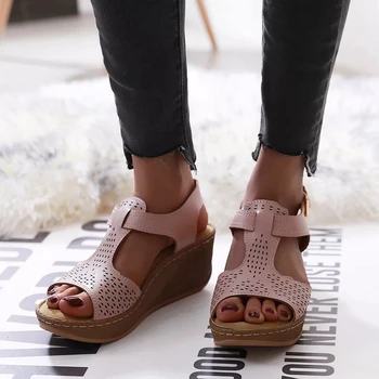2020. aasta uus naiste suve sandaalid mood kiilud kõrge kontsaga naiste kingad pannal rihma vabaaja daamid pluss suurus sandaalid