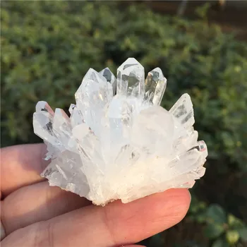 Ilus Kõrge Kvaliteediga Naturaalne Selge Quartz Crystal Klastri Mineraalid Suurepärane Meditatsiooni Positiivne Tervendamine Tšakrate Reiki Kivi