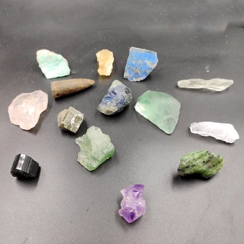Kahekümne nelja tüüpi Looduslik kruus crystal ja töötlemata kivi Kvarts Kivi Mineraalse isend Tervendavat Reiki Kogumise gemstone
