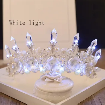 Naiste Uus Võra Käsitöö LED Tiara Crystal Õie Headpiece Ehted Kerge Kroonid Tüdrukute Headdress Pulmad Juuksed Tarvikud
